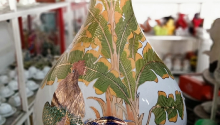 Mới Mua Gốm Sứ Bát Tràng Tại Đồng Nai? Đây Là Bí Quyết Để Bạn Sở Hữu Sản Phẩm Chính Hãng, Chuẩn Chất Lượng Làng Nghề Nghìn Năm