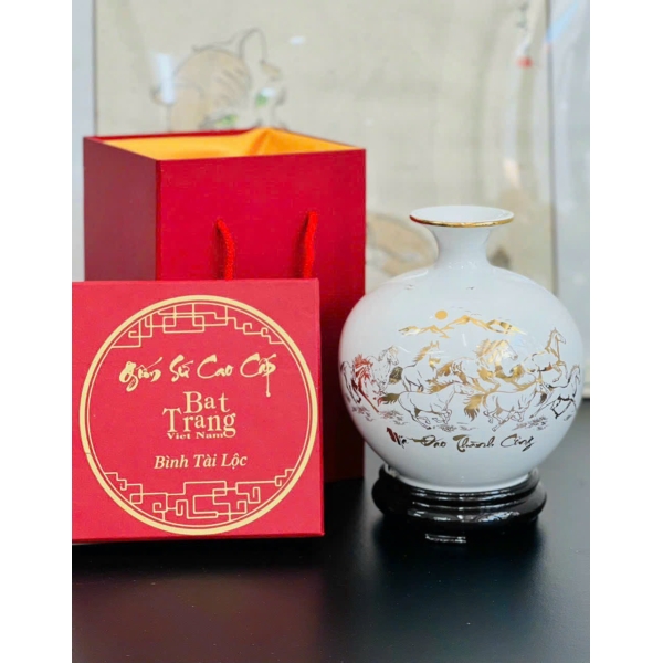 BÌNH HÚT TÀI LỘC MÃ ĐÁO THÀNH CÔNG VẼ VÀNG