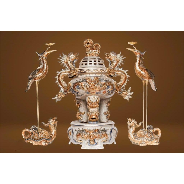 BỘ ĐỈNH HẠC MEN RẠN ĐẮP NỔI VẼ VÀNG