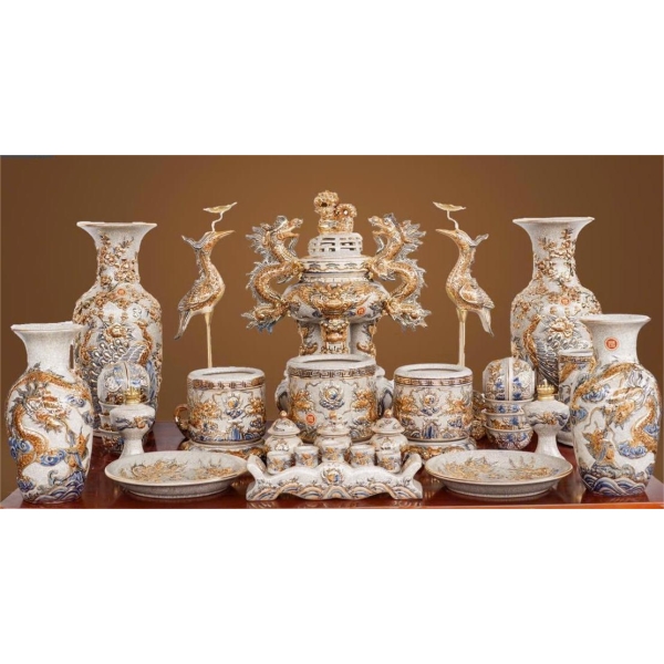 BỘ ĐỒ THỜ CAO CẤP MEN RẠN ĐẮP NỔI VẼ VÀNG