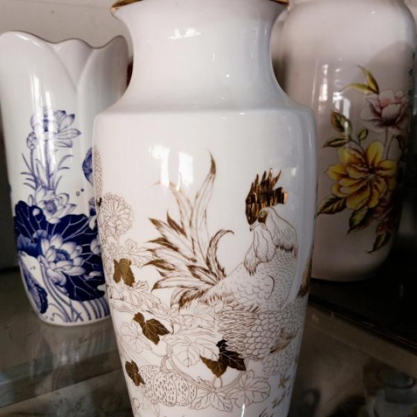 BÌNH HOA SỨ HÌNH GÀ