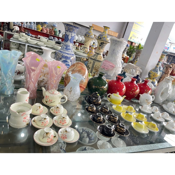 BỘ ẤM - TÁCH TRÀ HỌA TIẾT ĐẸP 1