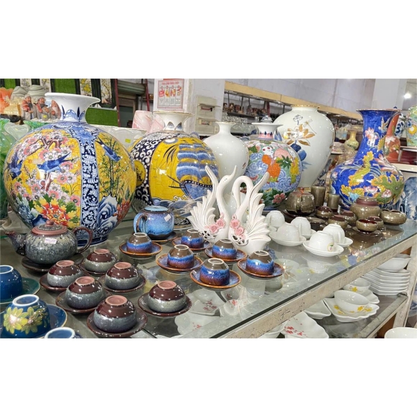 BỘ ẤM - TÁCH TRÀ HỌA TIẾT TRÁNG MEN