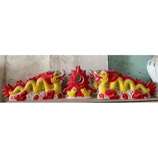 RỒNG SỨ CHẦU MẶT NGUYỆT