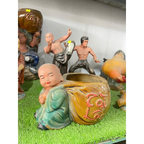 CHẬU TƯỢNG CHÚ TIỂU KÉO TÚI TÀI LỘC