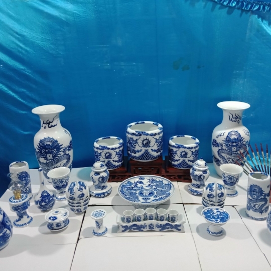 BỘ ĐỒ THỜ GỐM SỨ BÁT TRÀNG MEN LAM