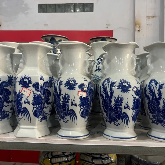 Lo hoa gốm sứ đẹp